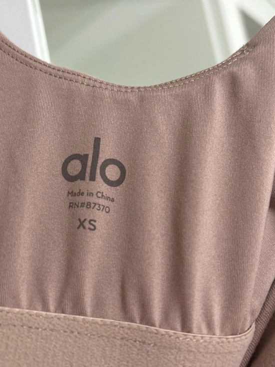 ALO Yoga Soft Sculpt Bra Tank Top Taupe XS - Picture 4 of 4